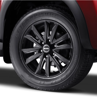 Sporty matt black alloy wheels
